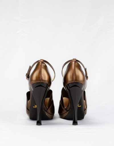 Décolléte in pelle Prada 3